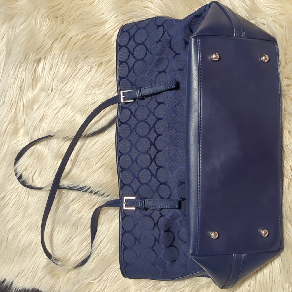 Blue Nine West bag purse tote with Id card hang tag - Picture 4 of 6